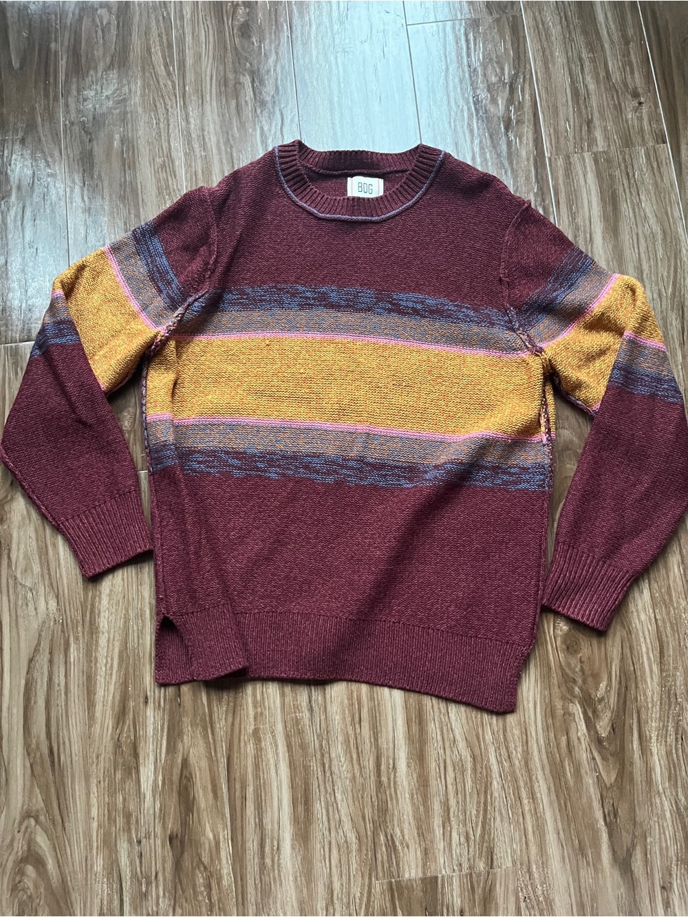 Urban Outfitters - Sriped Crewneck Sweater